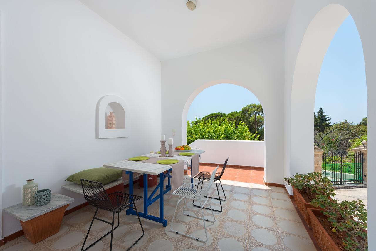 Milos Villas Complex Pefki Exteriör bild